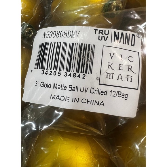 New Set of 12 Gold Matte Christmas Bulbs. Bulbs are 3‎ inches in diameter. - Picture 3 of 3